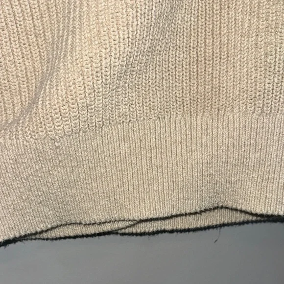 Old Navy Women's Cardigan Sweater - Picture 5 of 8